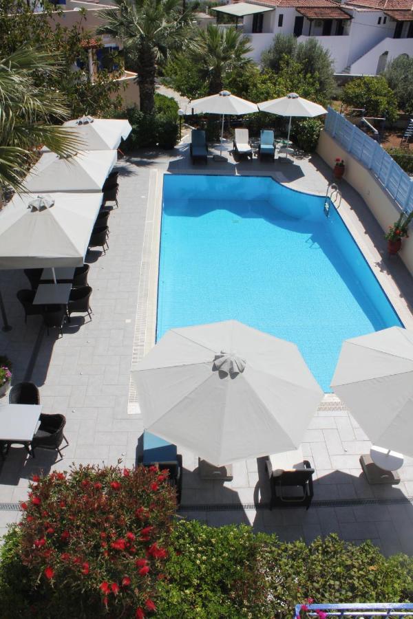 ספצס Vanas Apartments מראה חיצוני תמונה